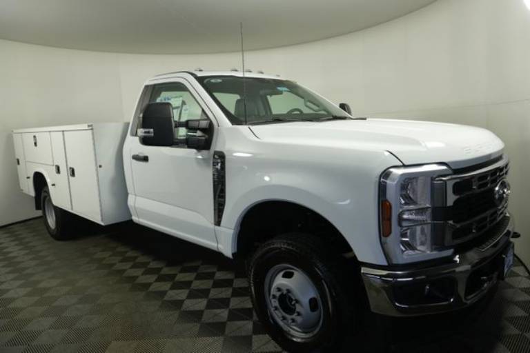 2026 Ford Super Duty F-350 DRW XL