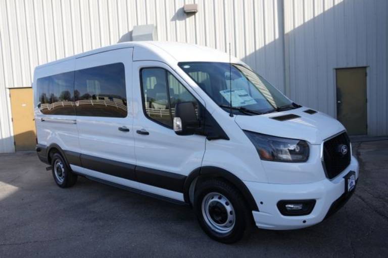 2026 Ford Transit Passenger Wagon XL