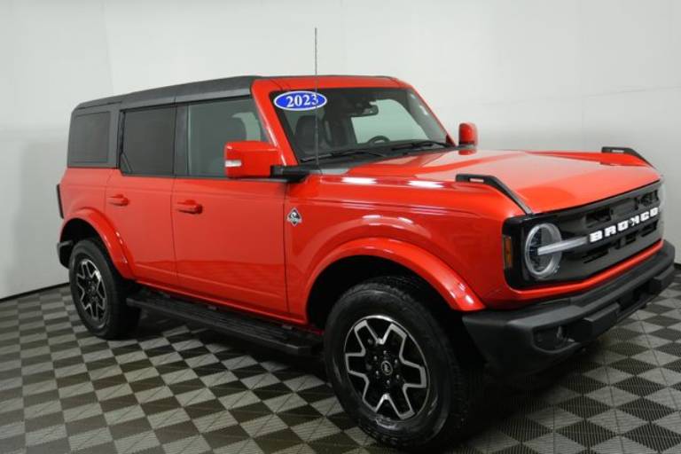 2023 Ford Bronco Outer Banks