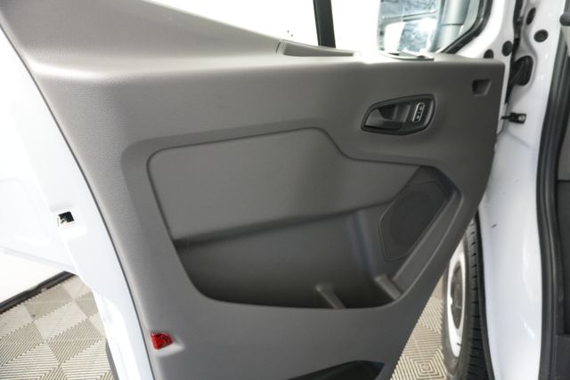 2025 Ford Transit Van Base - Photo 16