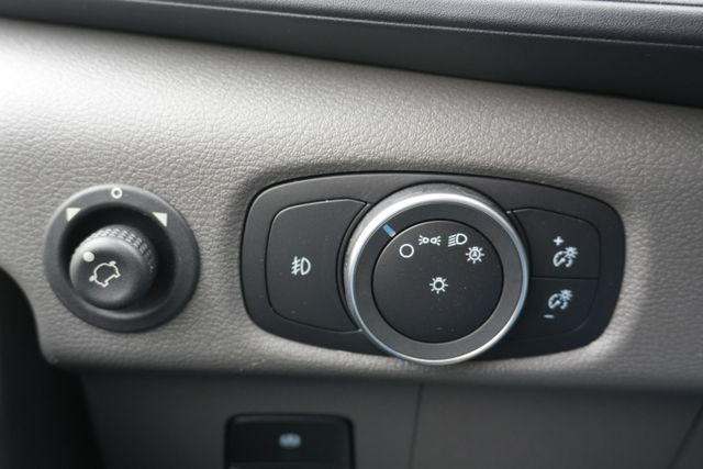 2024 Ford Transit Cutaway Base - Photo 16