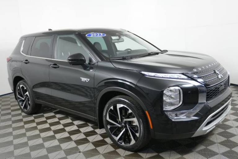 2023 Mitsubishi Outlander Phev SE