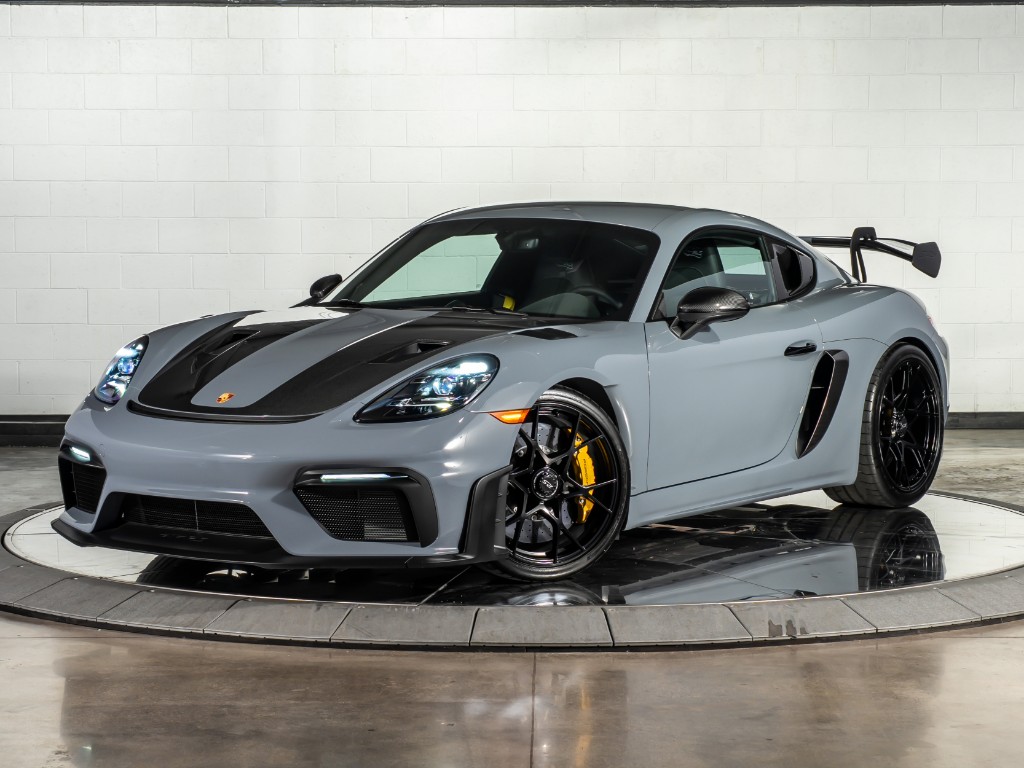 2025 Porsche 718 Cayman GT4 RS