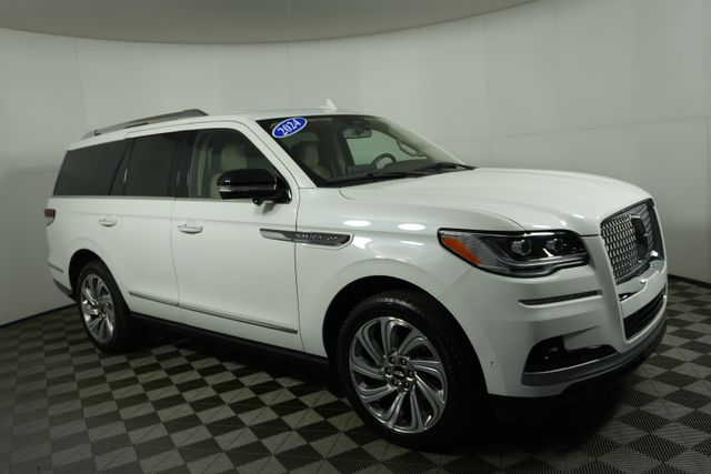 2024 Lincoln Navigator