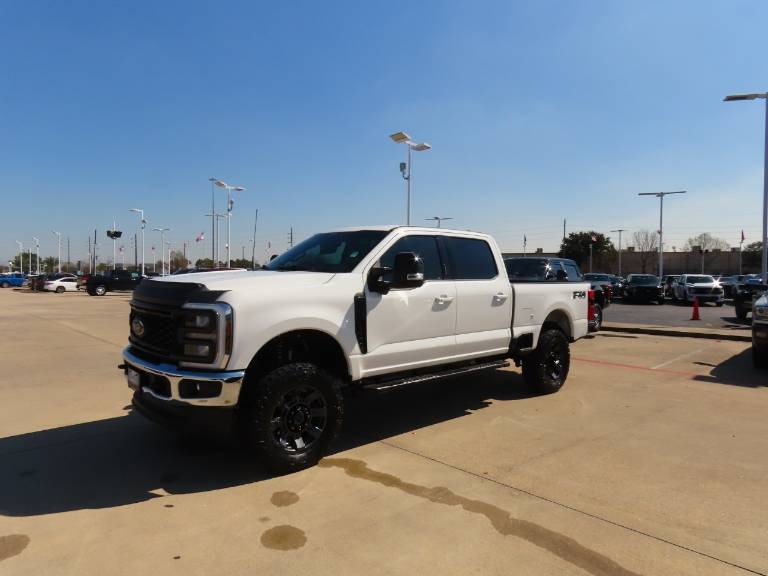 2024 Ford Super Duty F-250 SRW LARIAT 4WD Crew Cab 6.75' Box