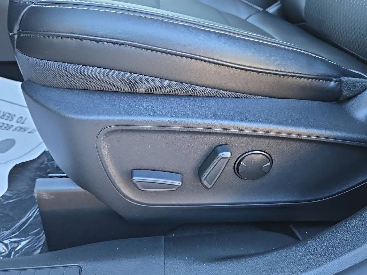 2025 Ford Escape Plug-in hybrid PHEV - Photo 15