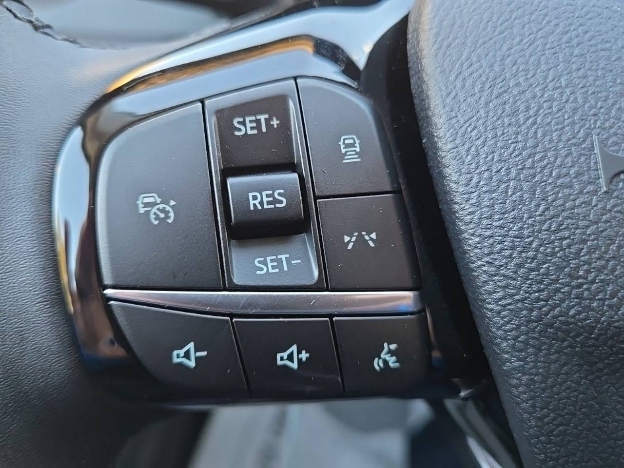 2025 Ford Escape Plug-in hybrid PHEV - Photo 19