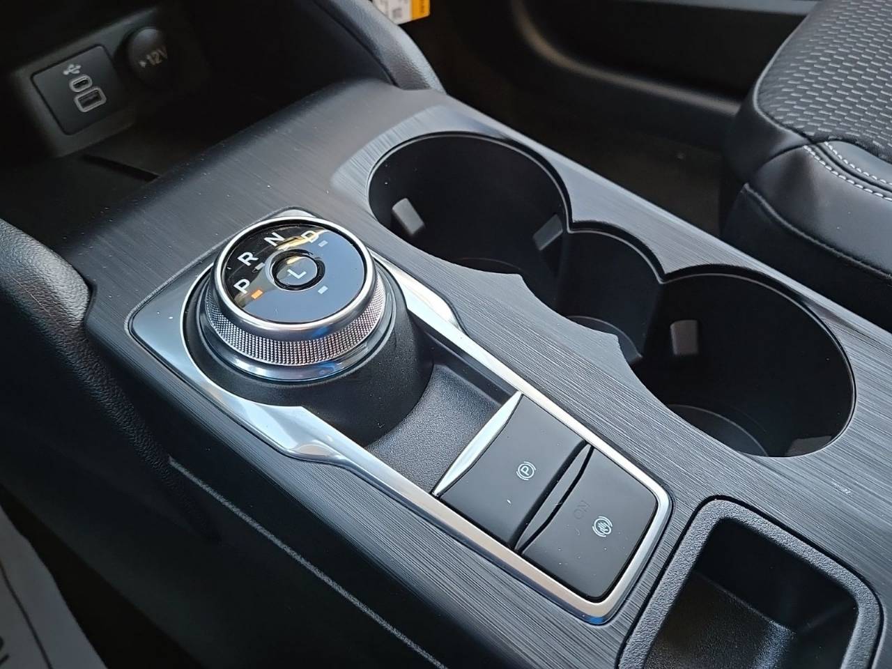 2025 Ford Escape Plug-in hybrid PHEV - Photo 23