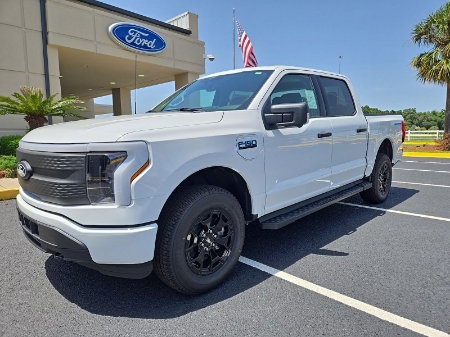 2025 Ford F-150 Lightning XLT