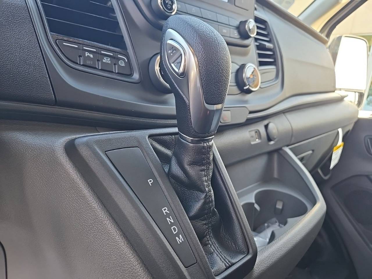 2025 Ford Transit Van Base - Photo 21