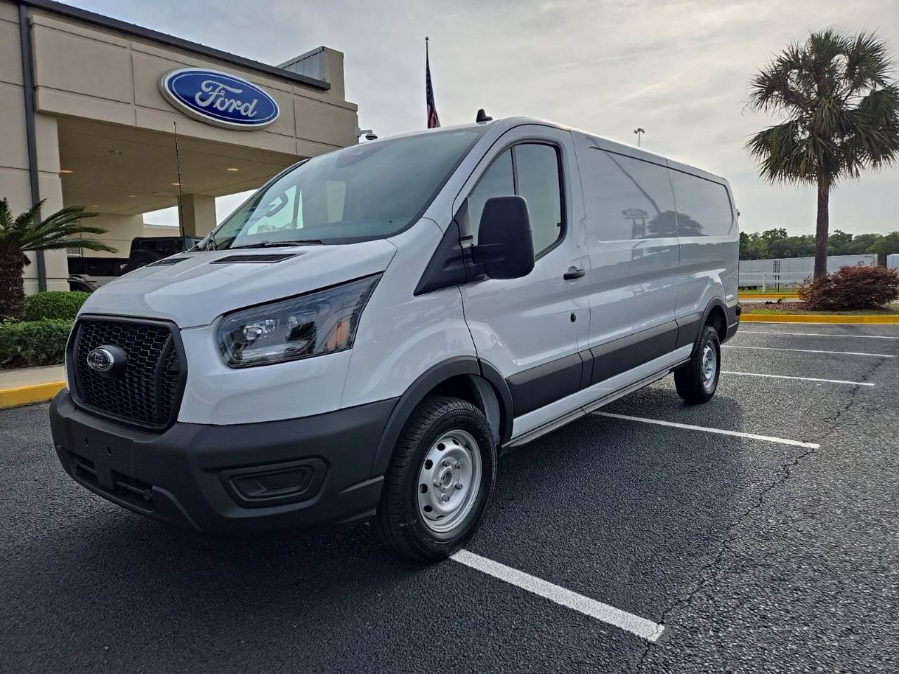 2025 Ford Transit Van Base - Photo 13