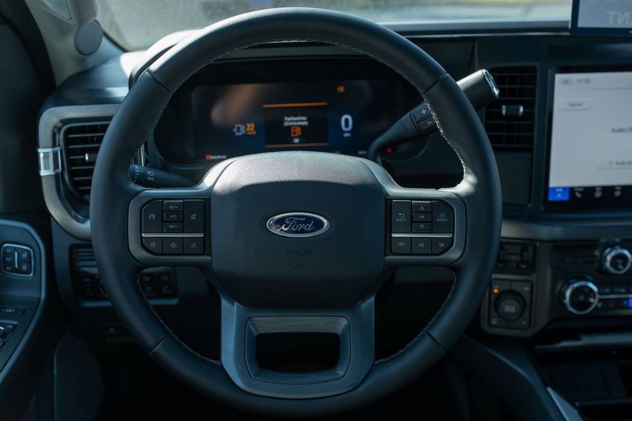 2025 Ford F-250 Super Duty Lariat - Photo 9