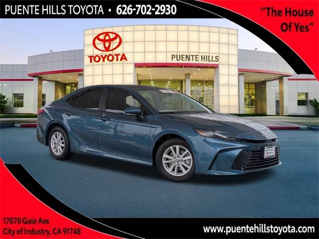 2025 Toyota Camry LE