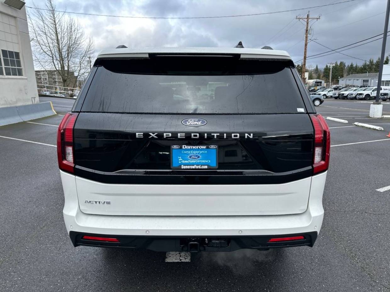 2026 Ford Expedition Active