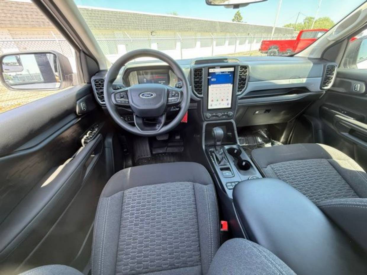 2025 Ford Ranger XL - Photo 32