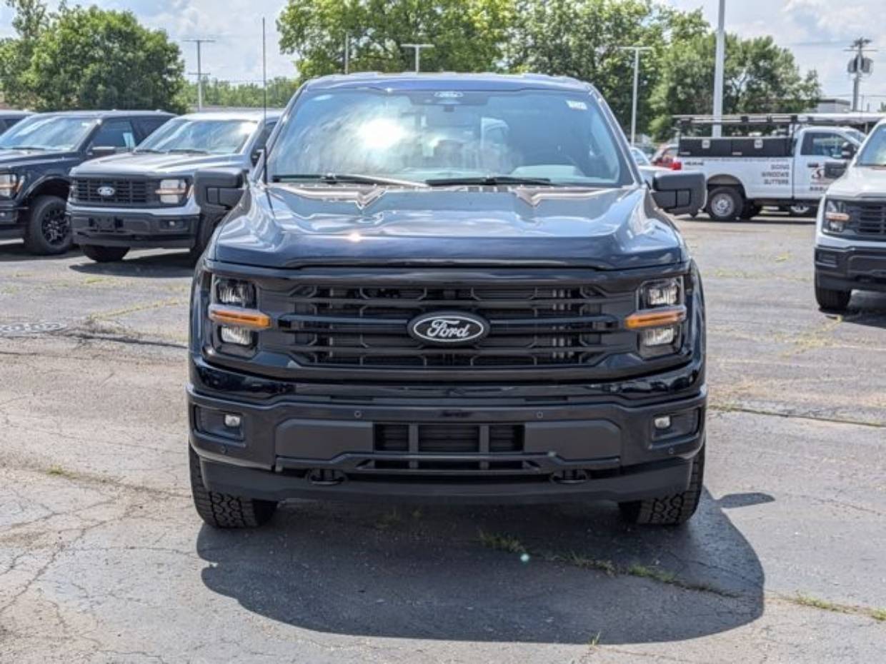 2025 Ford F-150 XLT - Photo 25