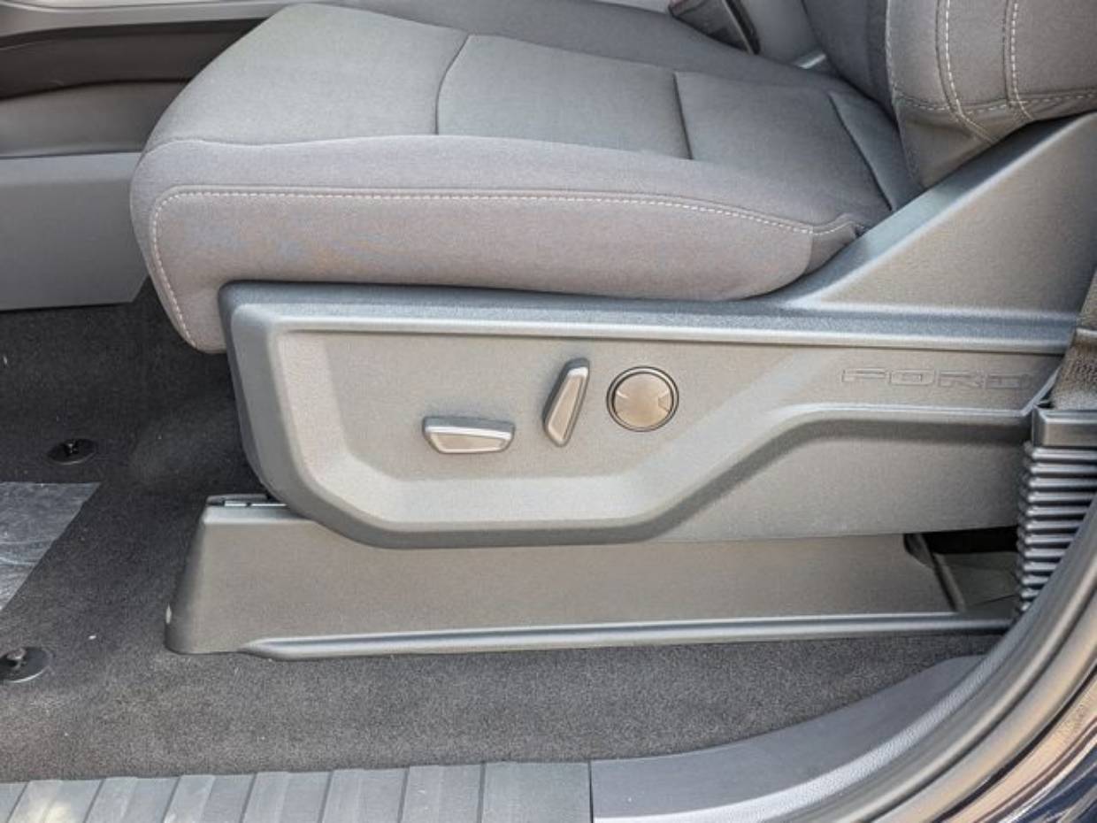 2025 Ford F-150 XLT - Photo 34