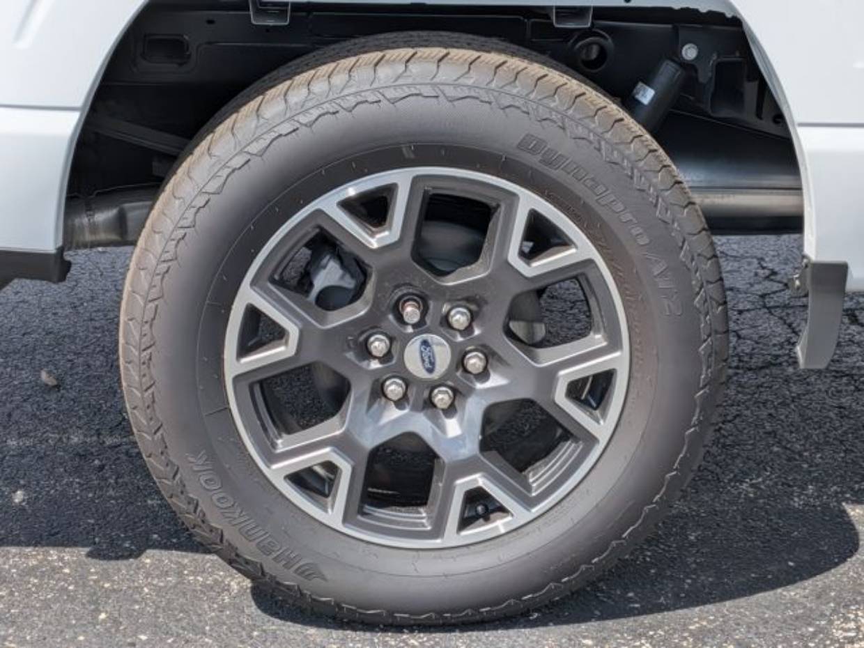 2025 Ford F-150 STX - Photo 31