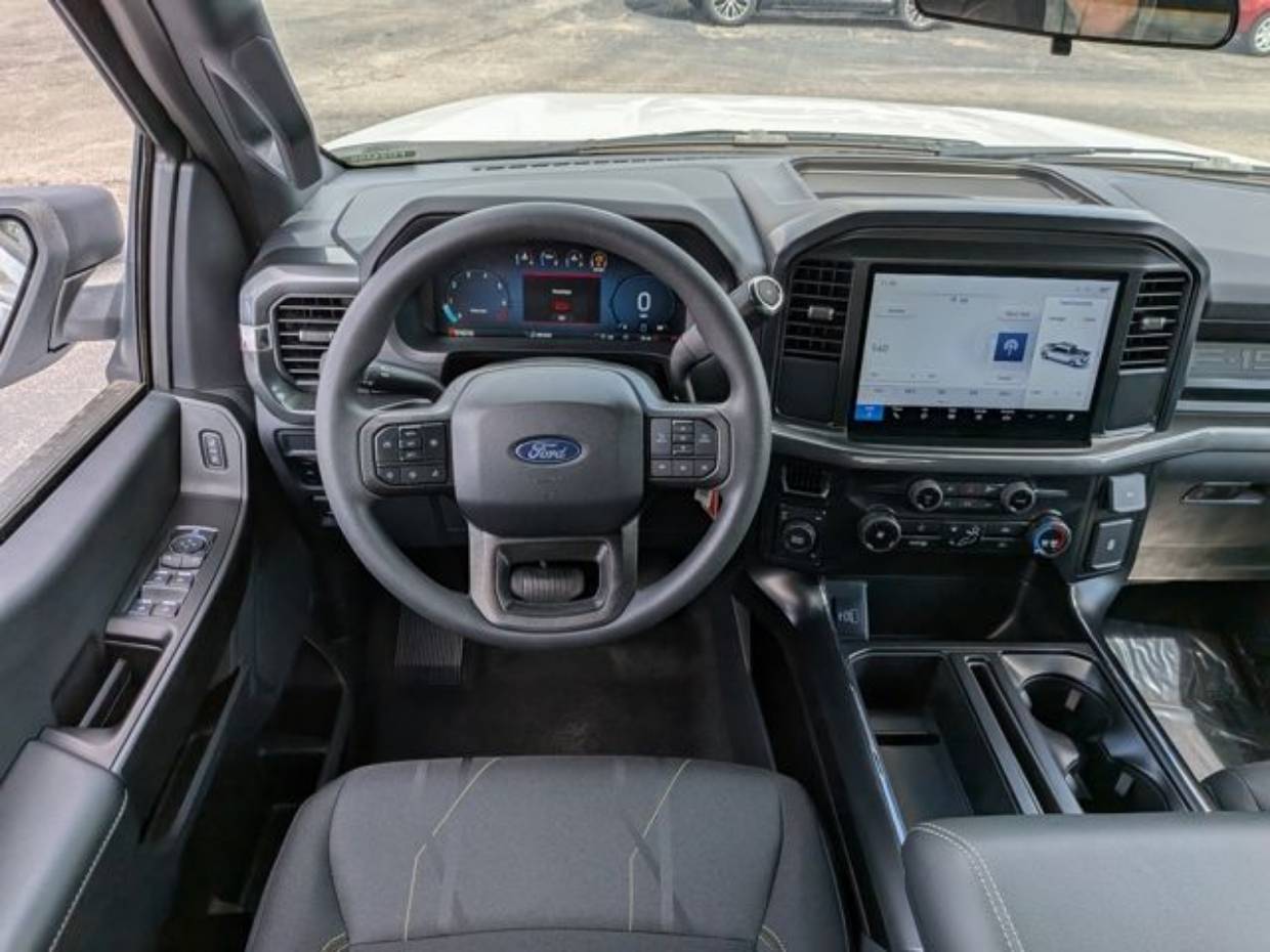 2025 Ford F-150 STX - Photo 43