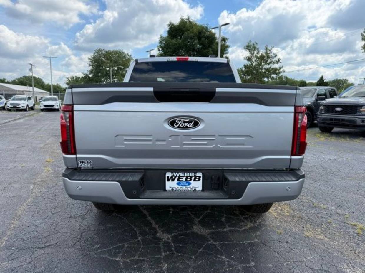 2025 Ford F-150 XLT - Photo 29