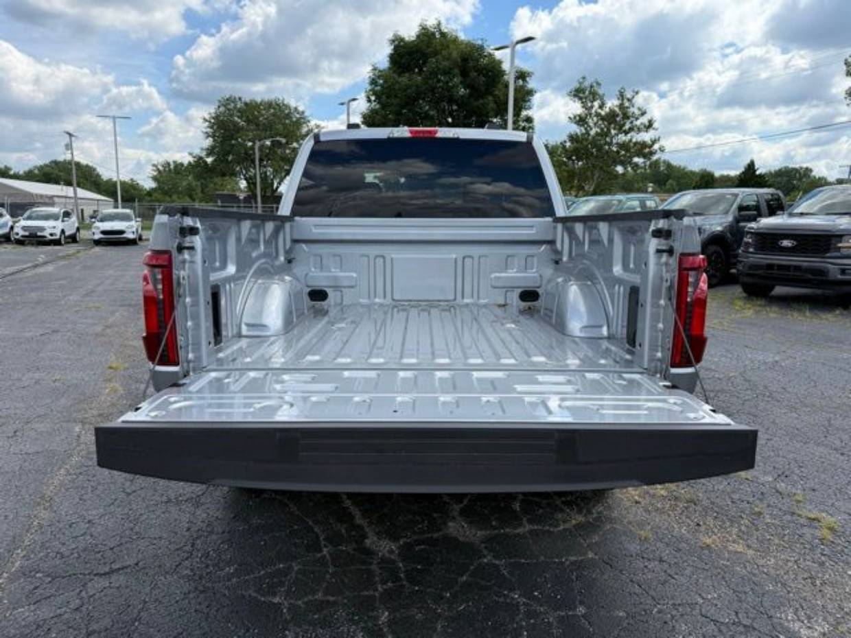 2025 Ford F-150 XLT - Photo 30