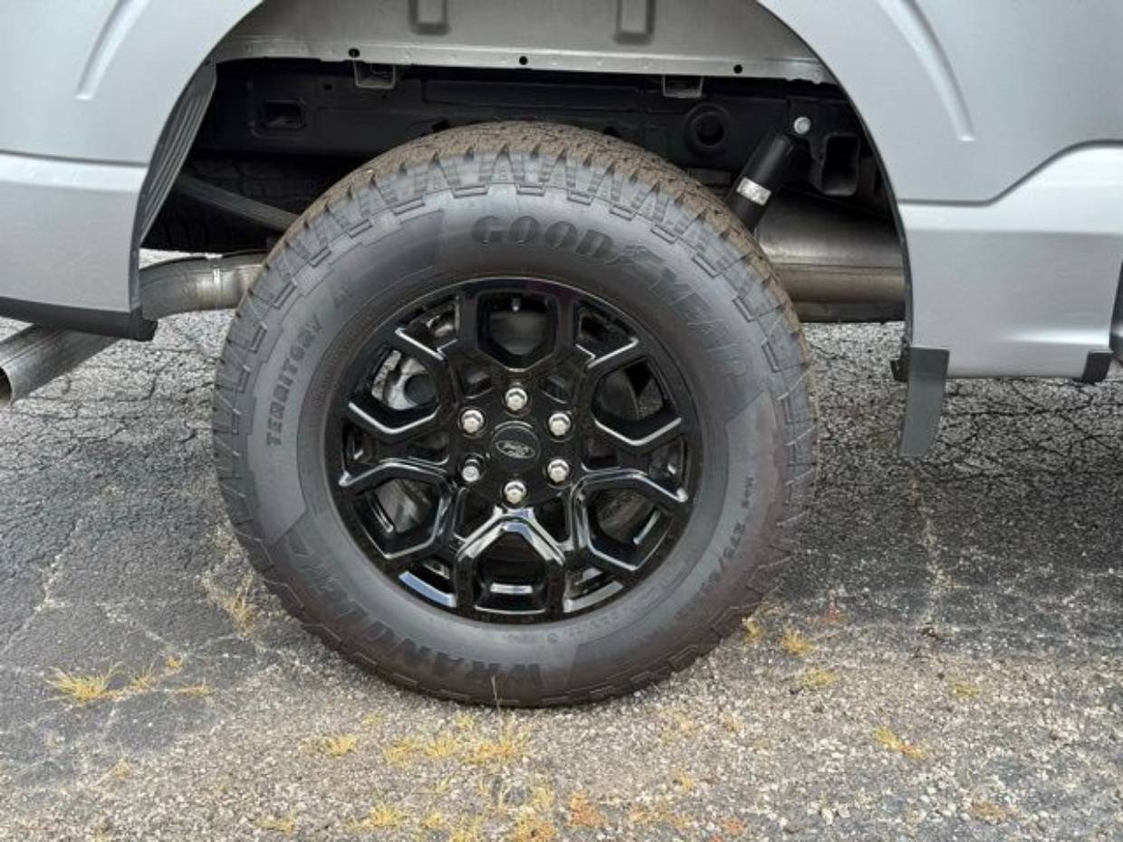 2025 Ford F-150 XLT - Photo 33