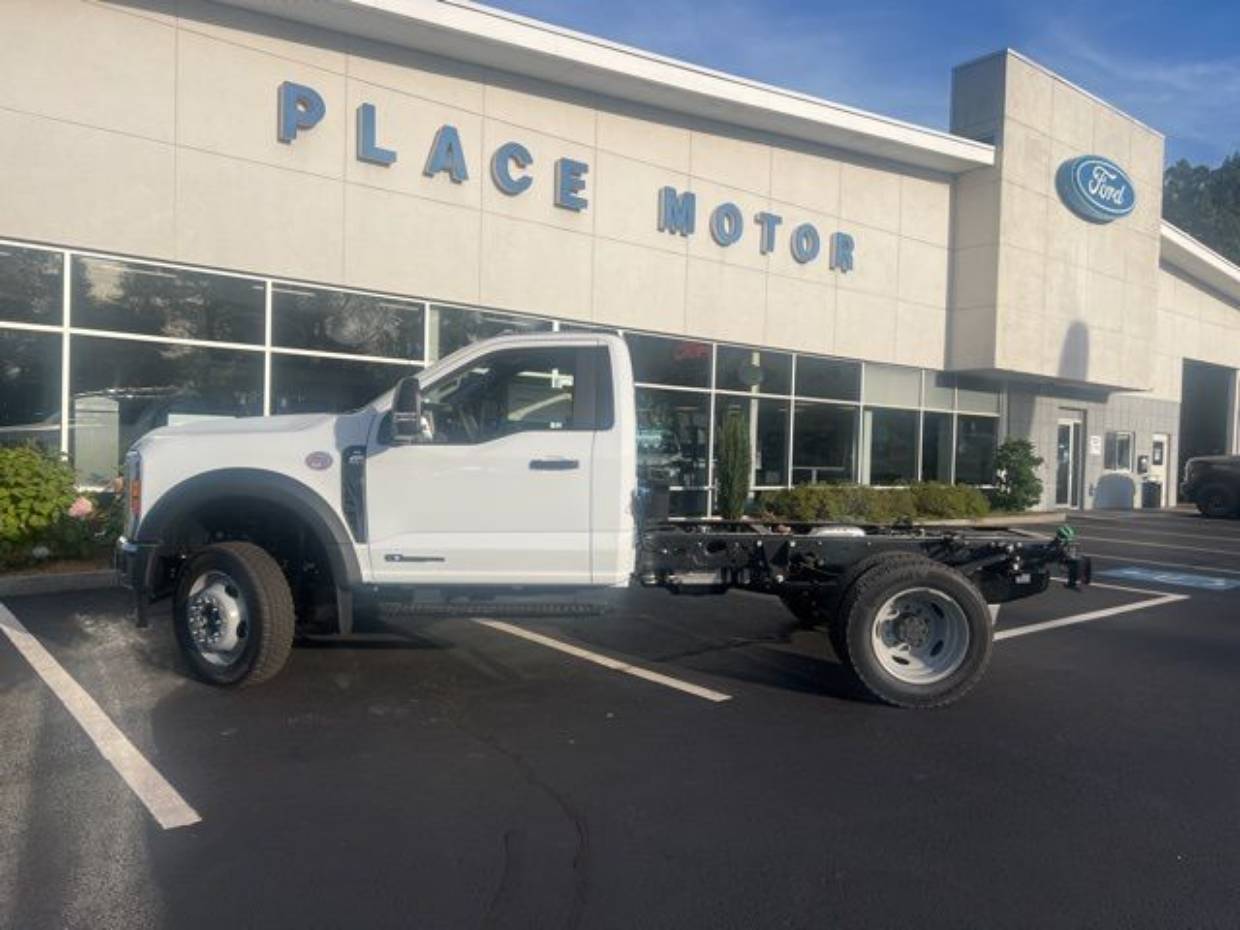 2026 Ford F-550 Super Duty Chassis Cab XL - Photo 8