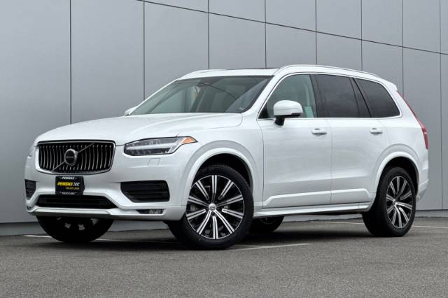 2023 Volvo XC90 B6 Core