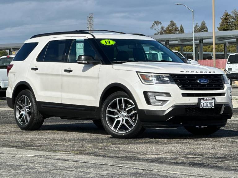 2017 Ford Explorer Sport