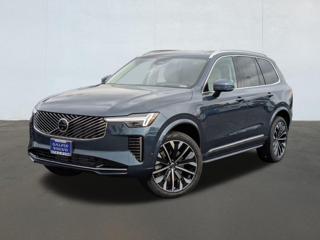 2026 Volvo XC90 Recharge Plug-In Hybrid T8 Ultra Bright