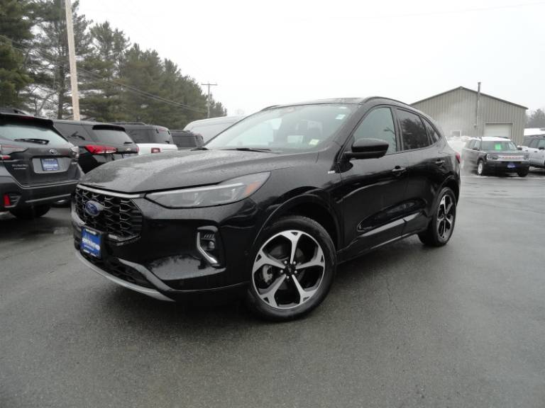 2023 Ford Escape ST-Line Elite