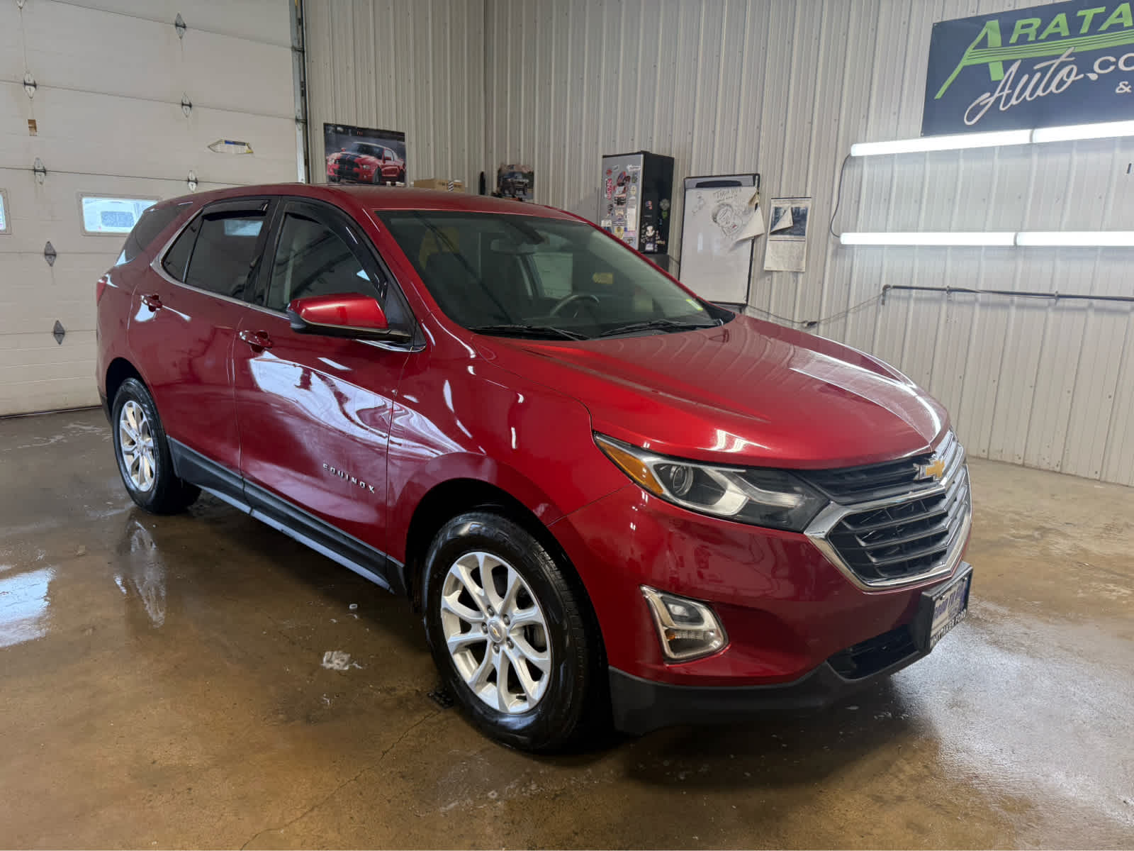 Used 2018 Chevrolet Equinox LT with VIN 2GNAXSEV3J6208969 for sale in Williamson, NY