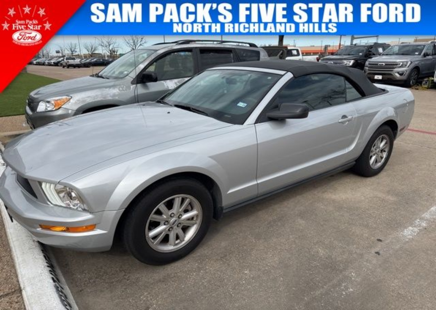 2007 Ford Mustang Deluxe