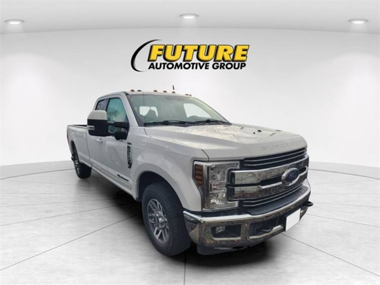 2018 Ford F-350SD LARIAT DIESEL Low MILES