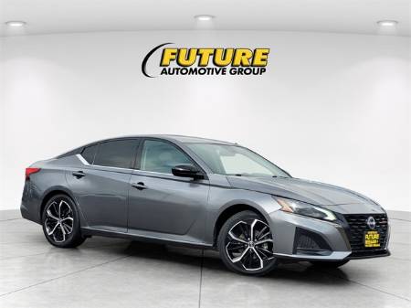 2024 Nissan Altima 2.5 SR