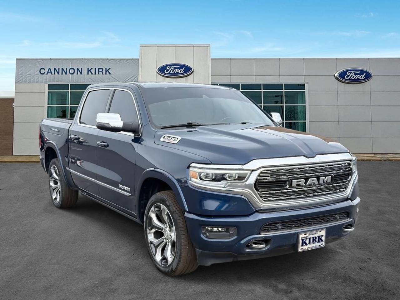 2023 RAM 1500 Limited 4x4 Crew Cab 5'7's photo