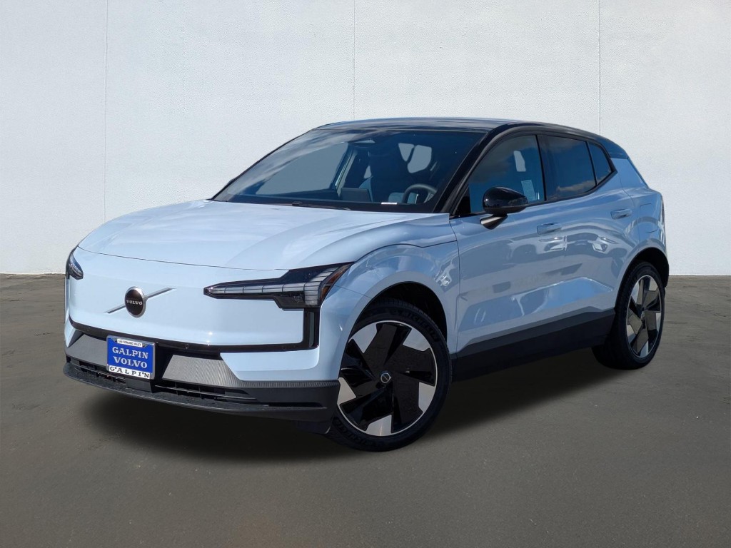 2026 Volvo EX30 Plus