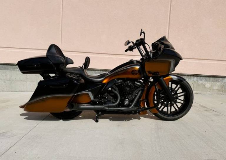 2021 Harley-Davidson Road Glide Southern Country Customs