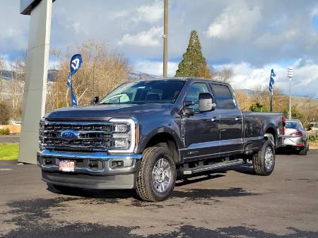 2026 Ford Super Duty F-350 SRW LARIAT
