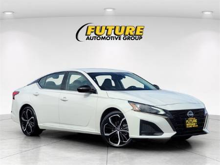 2024 Nissan Altima 2.5 SR