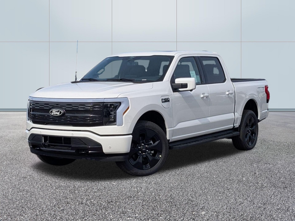 2025 Ford F-150 Lightning Platinum