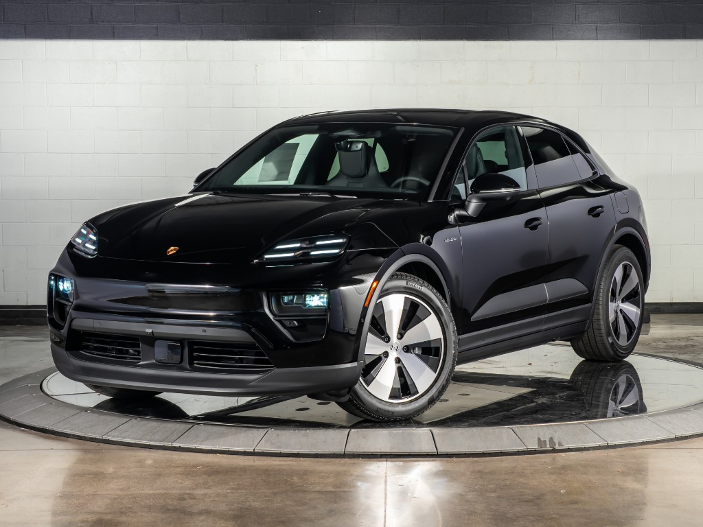 2026 Porsche Macan