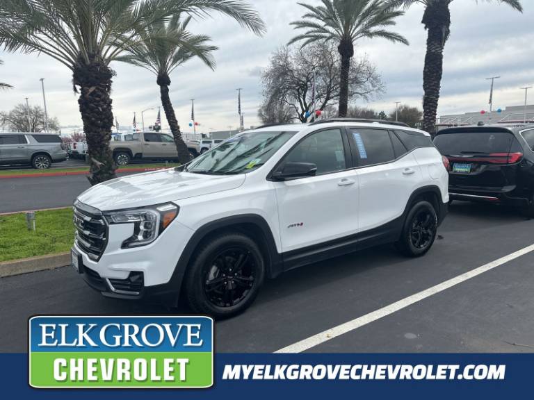 2023 GMC Terrain AT4