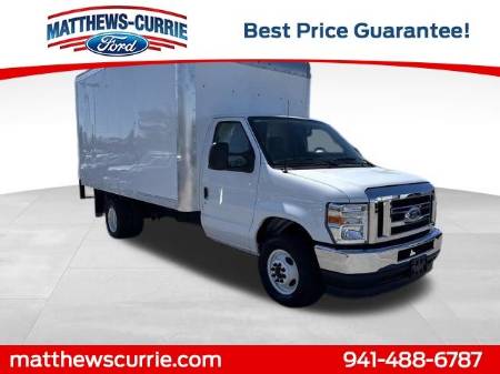 2025 Ford E-450SD Base