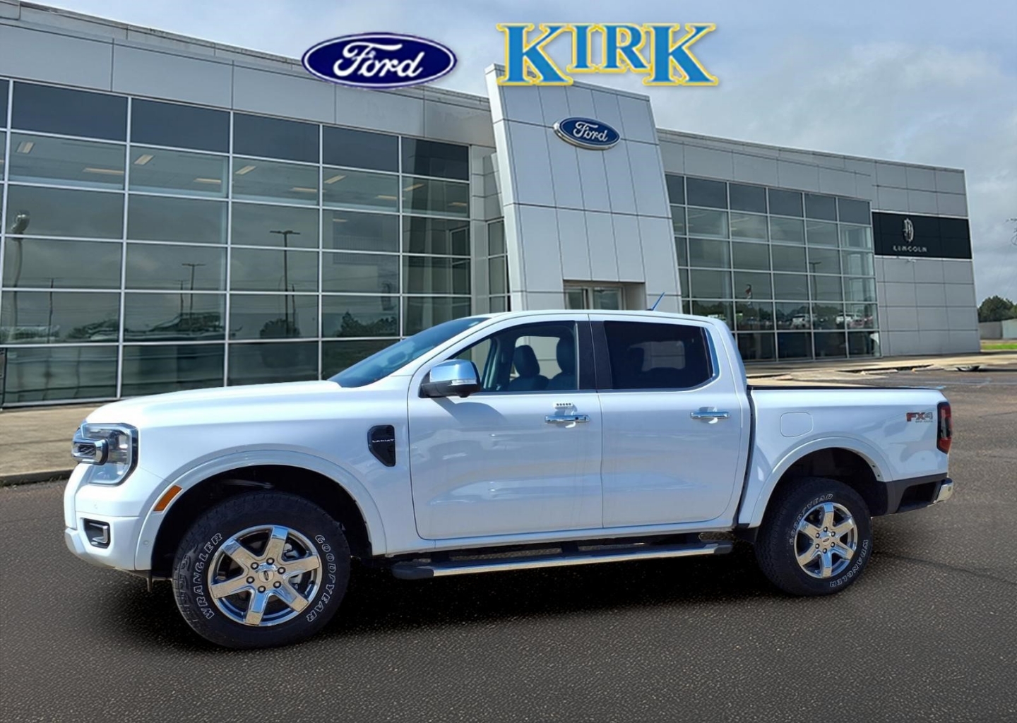 2024 Ford Ranger Lariat 4x4 SuperCrew 5' Box's photo