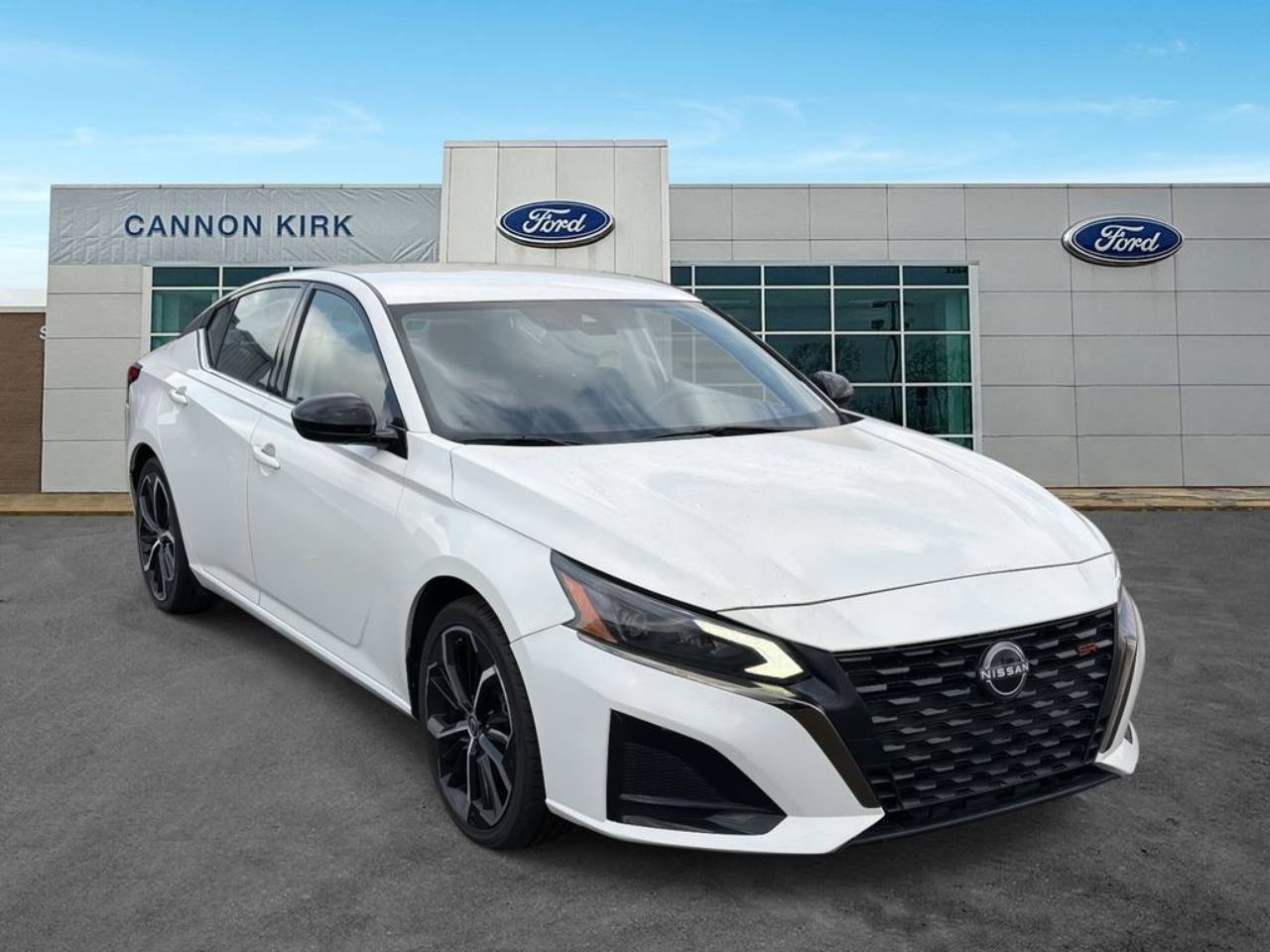 2023 Nissan Altima SR