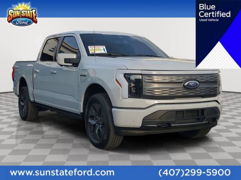 2023 Ford F-150 Lightning LARIAT