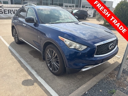 2017 INFINITI QX70 Base