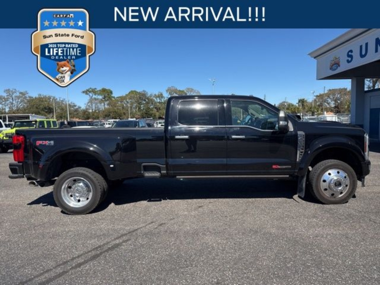 2025 Ford F-450 Super Duty Platinum