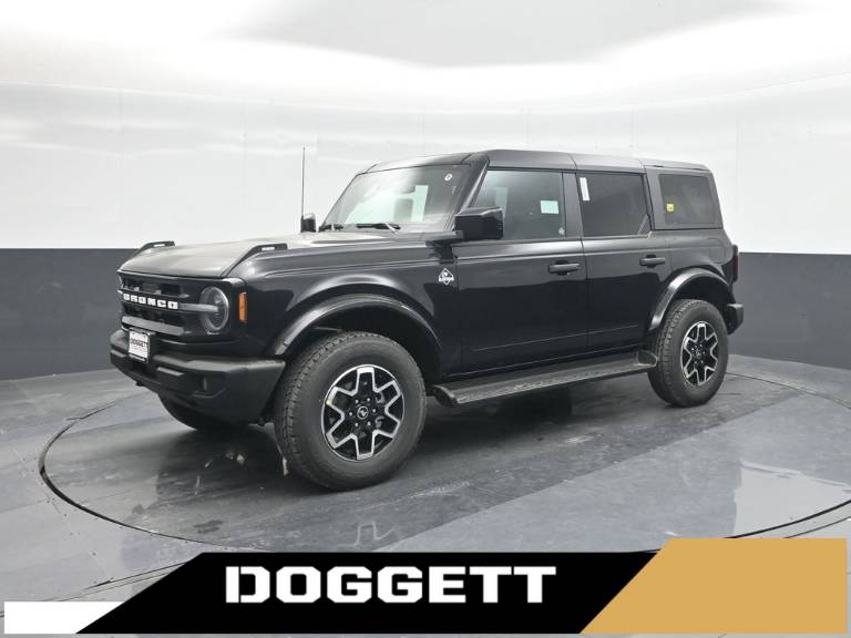 2026 Ford Bronco Outer Banks